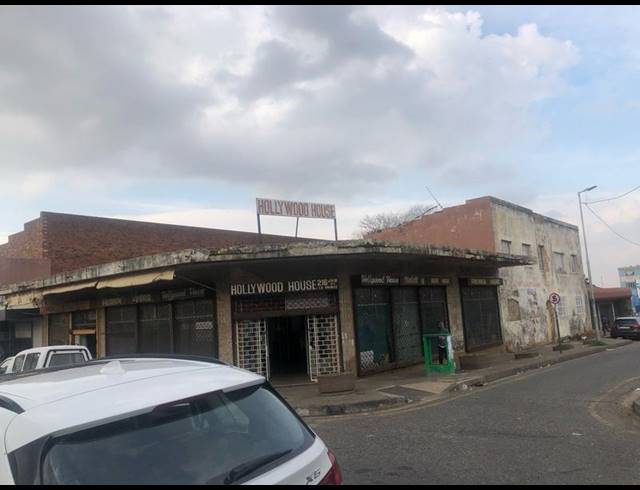 BUSINESS FOR SALE IN LA ROCHELLE